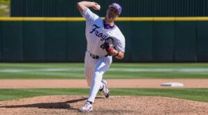 Frogs Tie for First Place